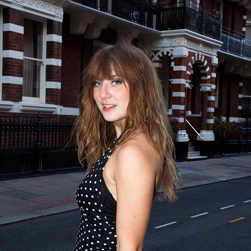 Nia Nicholls